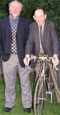 Martin Donnelly asks Gay Howard to ride next Sunday